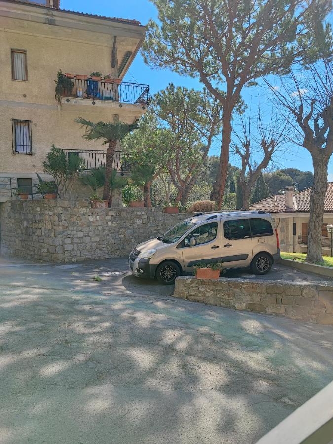 Casa Lilli Διαμέρισμα Vallecrosia Εξωτερικό φωτογραφία